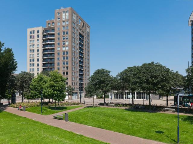 MVGM Te huur: Oostplein 527, rotterdam