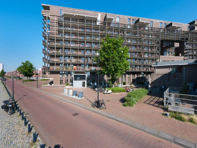 MVGM Te huur: R.j.h. fortuynplein 132, amsterdam