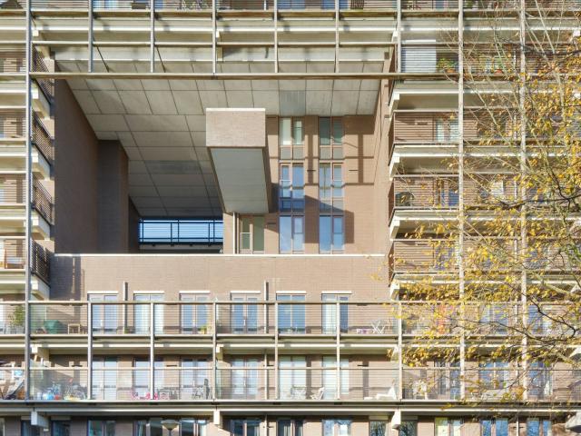 MVGM Te huur: R.j.h. fortuynplein 44, amsterdam