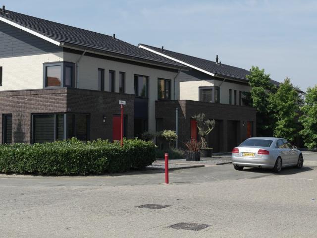 MVGM Te huur: Vivaldistraat 4, oud beijerland