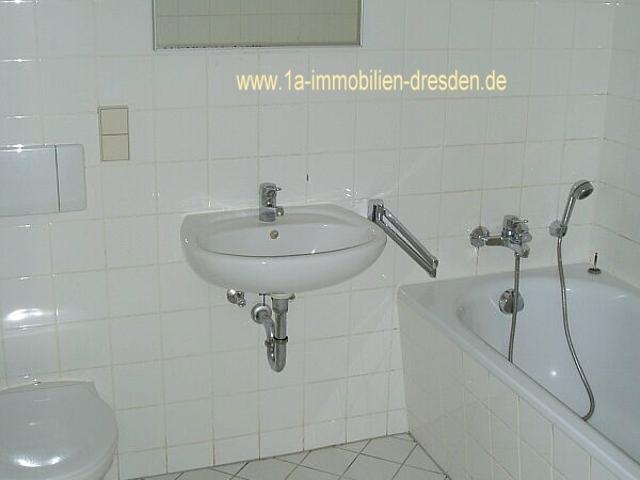 MW/8/Först 1 Raumwohnung mitten Terrasse in der Neustadt