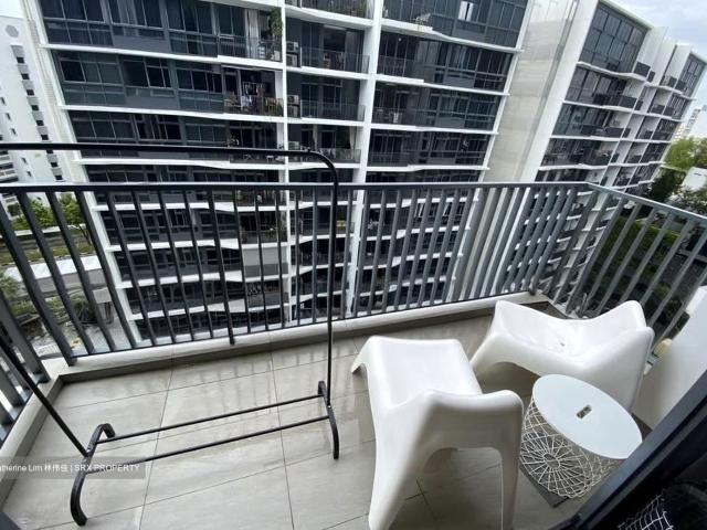 My Manhattan D18, Condominium