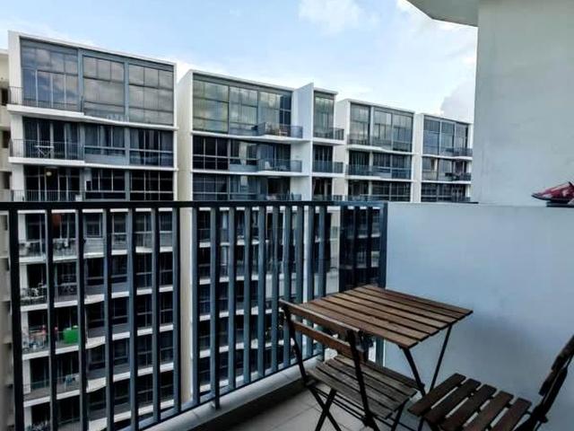 My Manhattan D18, Condominium