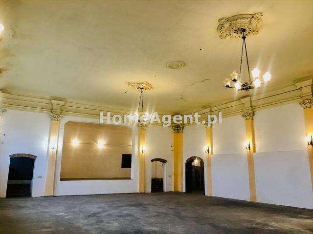 Unikalny lokal 500 m2 z historią i potencjałem