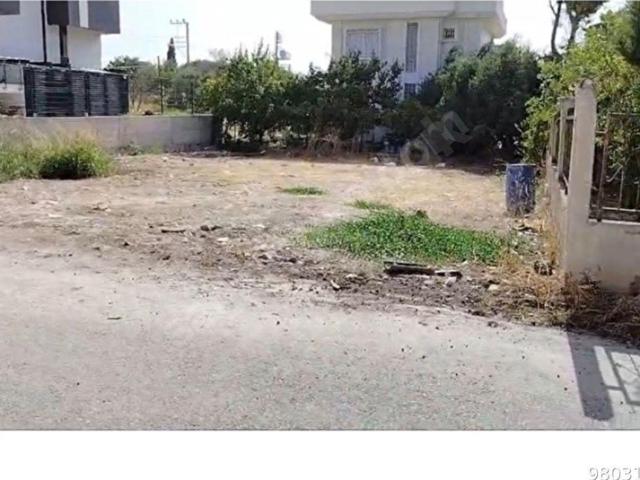 mySİTE'den Urla Kalabak'ta satılık imarlı arsa