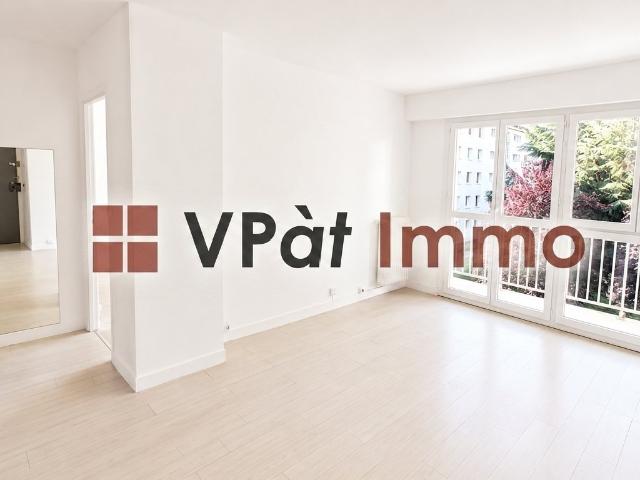 N190 APPARTEMENT 3 PIÈCES REFAIT À NEUF 50.03 m2 PARKING + CAVE