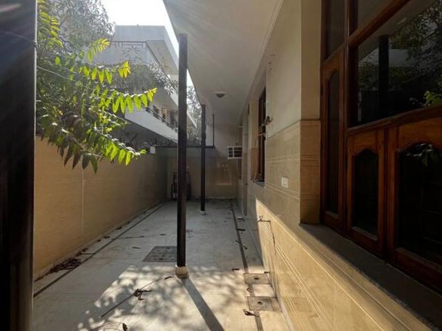 N Block 3 Bedroom 2766 Sq. Ft. Builder Floor in Sector 31 Gurgaon Listing ID: #9961