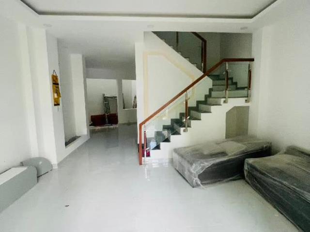 [Nơi tạo dựng ổn định tài chính] nhà hẻm 1/ rộng 4m, 4 tầng btct 5 tỷ xx đáng đầu tư