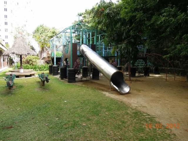 N Park Condominium, Gelugor