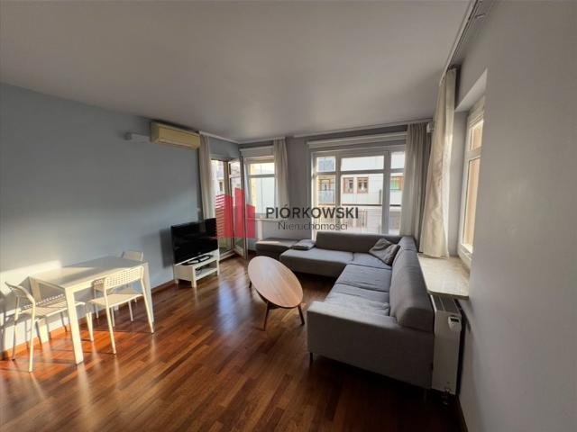 Wynajmę komfortowe 2 pokojowe mieszkanie 52 m² z loggią w Wilanowie