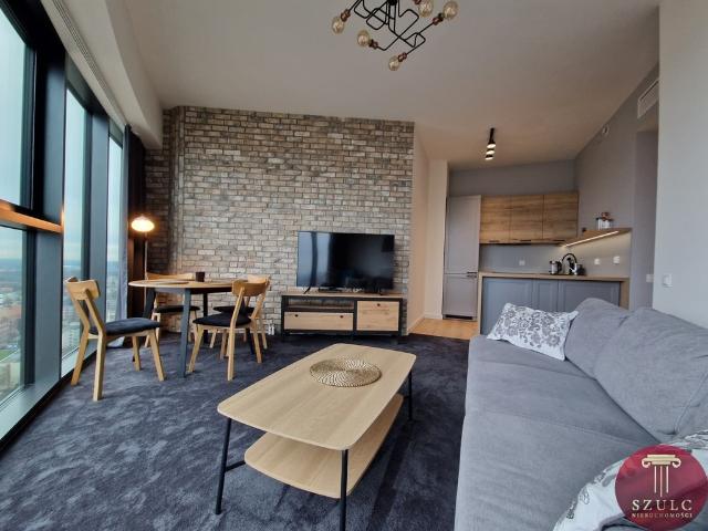 Na wynajem komfortowy apartament w sercu miasta