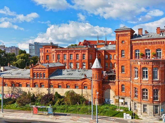 Na wynajem przestronne biuro 6222 m² w Szczecinie