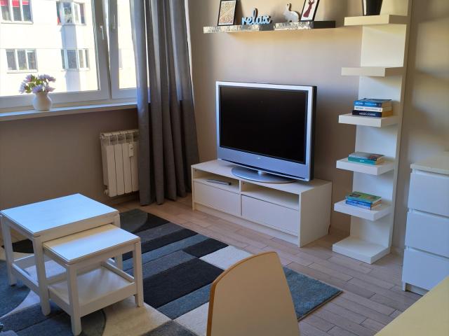 Na wynajem przestronne 36 m² mieszkanie w centrum Warszawy