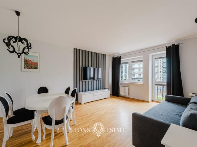 Przestronne 4 pokojowe mieszkanie 90 m² balkon, garaż
