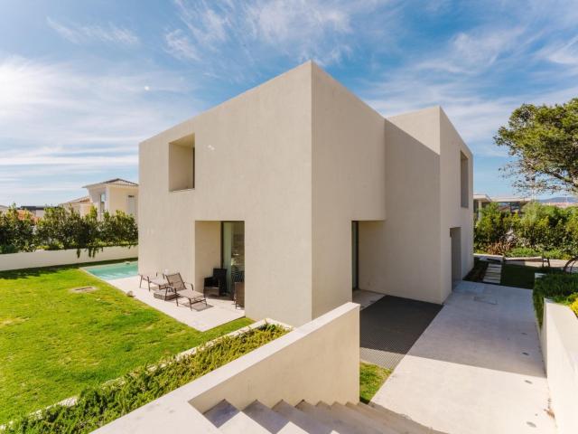 Na Costa da Guia, em Cascais, esta moradia independente de a. 387m² Cascais e Estoril