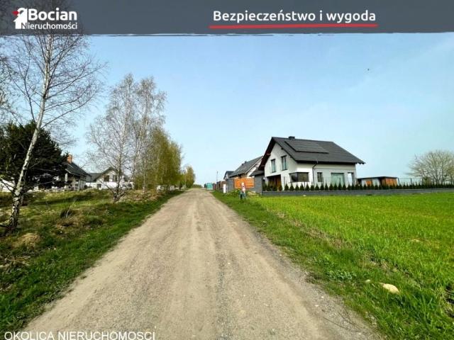 Na Osiedlu Domów 1 175 m², Przyjaźń