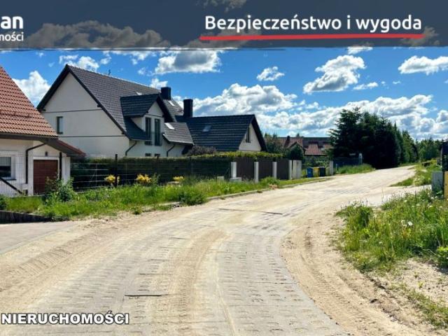 Na Osiedlu Domów 981 m², Otomino