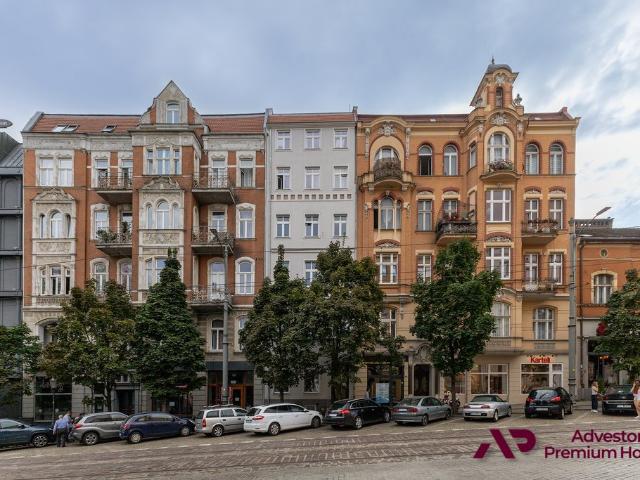 Na sprzedaż ekskluzywne 82 m² w centrum Poznania z widokiem na Ratusz