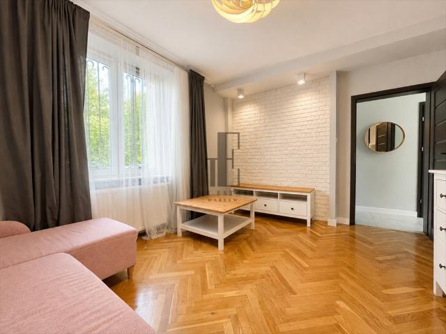 Na sprzedaż funkcjonalna kawalerka 28,23 m² w sercu Muranowa