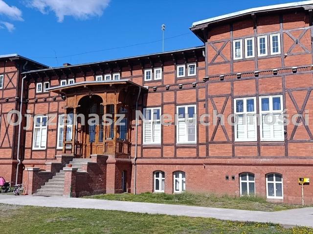 Na sprzedaż inwestycyjny obiekt 1060 m² z działką 2684 m² w Bydgoszczy