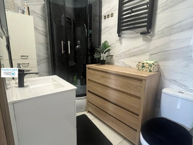 Przestronne 33 m² mieszkanie 2 pokojowe w Chmielniku polecam!