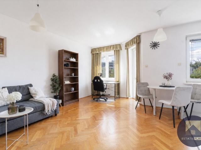 Na sprzedaż przestronne 3 pokojowe mieszkanie 65 m² w Warszawie