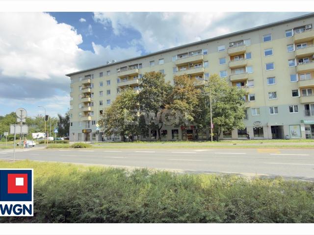 Na sprzedaż przestronne 51 m² mieszkanie z osobną kuchnią i klimatyzacją