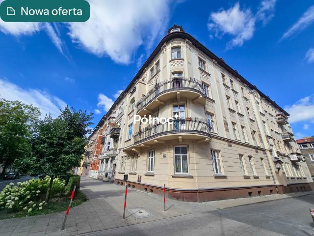 Na sprzedaż słoneczne 2 pokojowe mieszkanie 54 m² w Jeleniej Górze