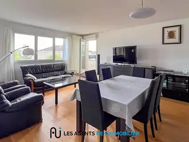 Nanterre 92000 Achat / Vente appartement 4 pièces t4 au dernier étage terrasse
