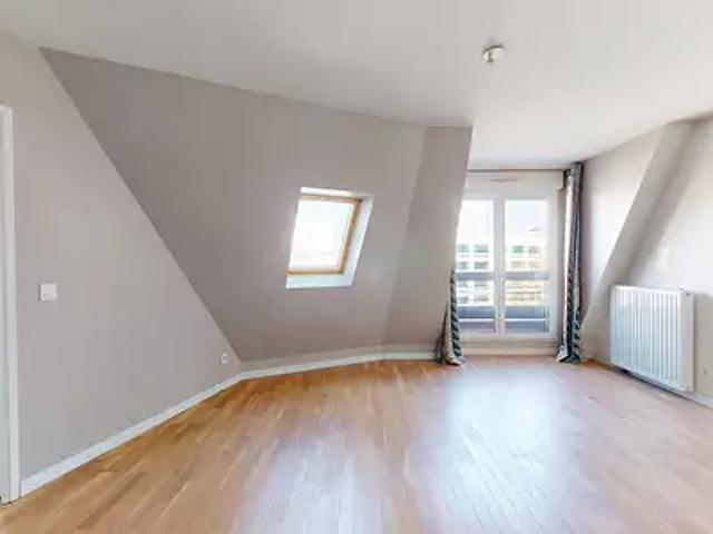 Nanterre 92000 Location appartement 4 pièces t4 au dernier étage parking