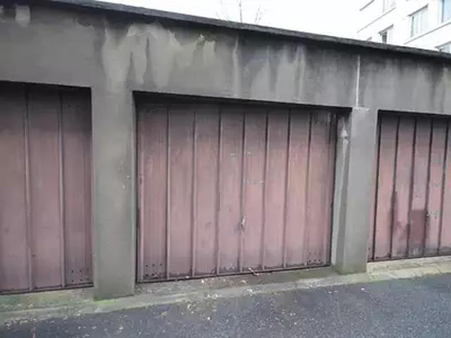 Nanterre 92000 Location parking au dernier étage