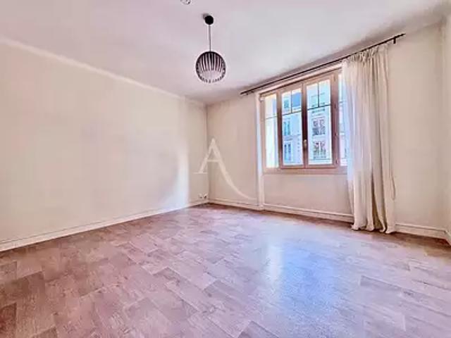 Nantes 44000 Achat / Vente appartement 2 pièces t2 cave