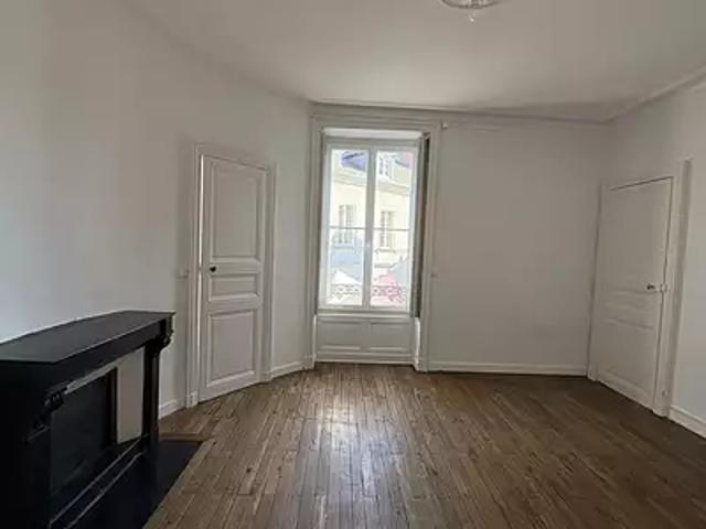 Nantes 44000 Achat / Vente appartement 5 pièces t5