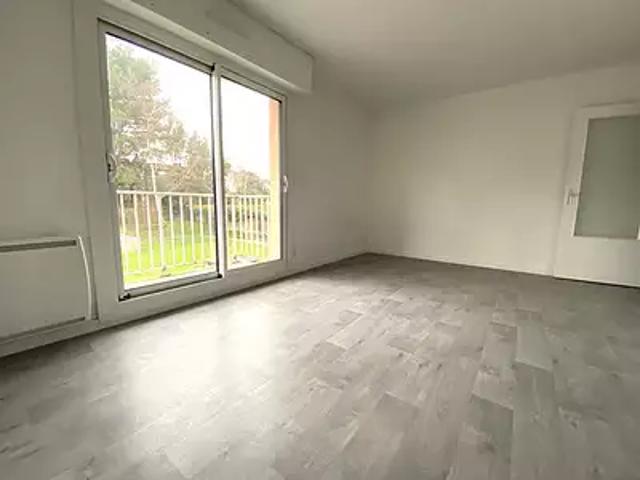 Nantes 44000 Location appartement 1 pièce t1 cave parking