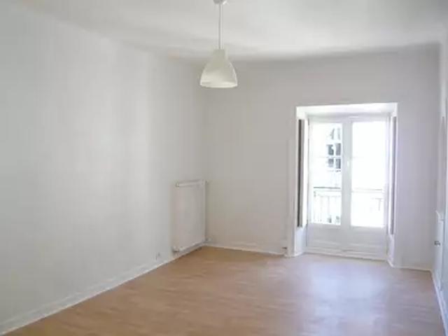 Nantes 44000 Location appartement 2 pièces t2