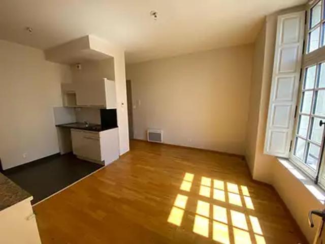 Nantes 44000 Location appartement 2 pièces t2