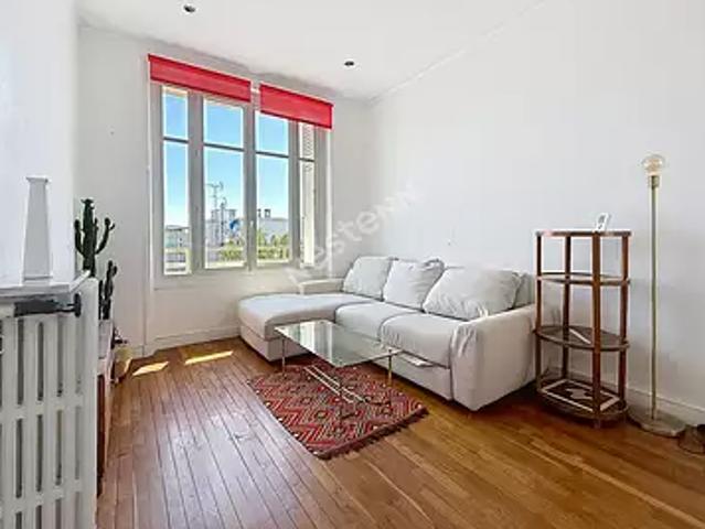 Nantes 44000 Location appartement 2 pièces t2 au dernier étage