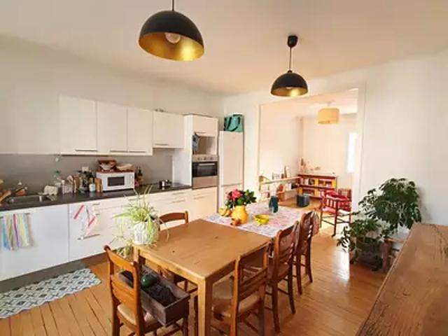 Nantes 44000 Location appartement 4 pièces t4 au dernier étage