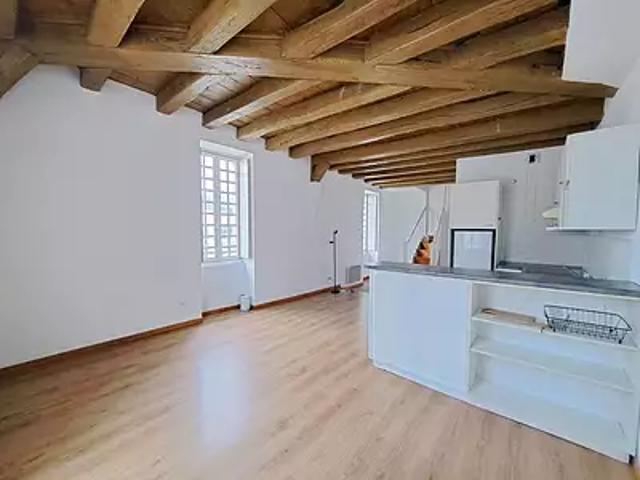 Nantes 44000 Location appartement 4 pièces t4 au dernier étage