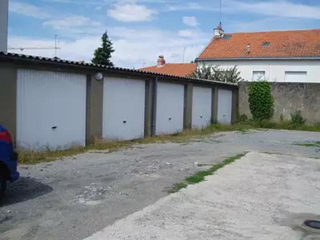 Nantes 44000 Location parking