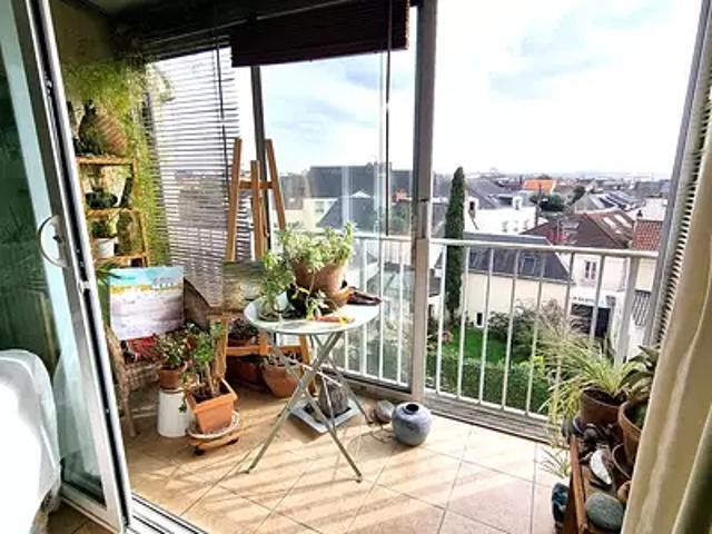 Nantes 44100 Achat / Vente appartement 3 pièces t3 au dernier étage balcon