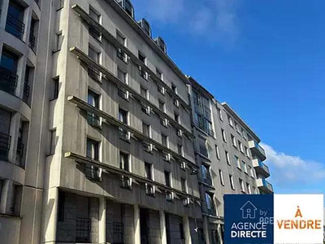 Nantes 44100 Achat / Vente parking au dernier étage