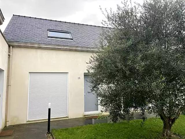 Nantes 44100 Location maison 2 pièces t2 au dernier étage