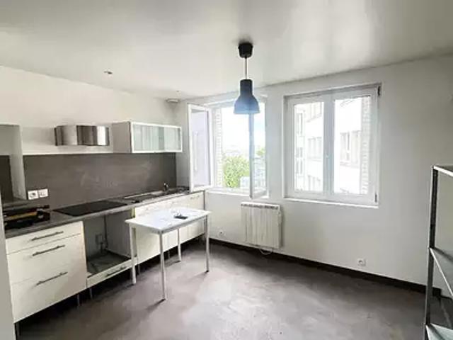 Nantes 44200 Achat / Vente appartement 3 pièces t3 au dernier étage