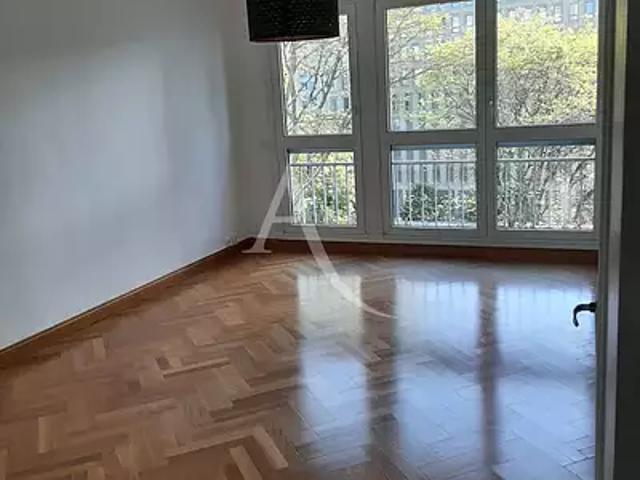 Nantes 44200 Location appartement 3 pièces t3 cave parking