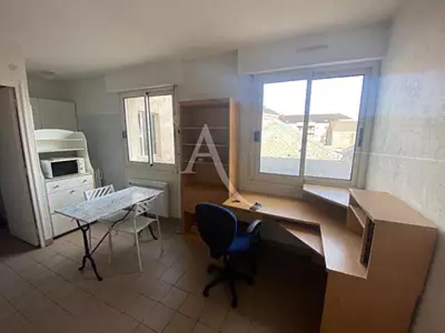 Nantes 44200 Location appartement 1 pièce t1