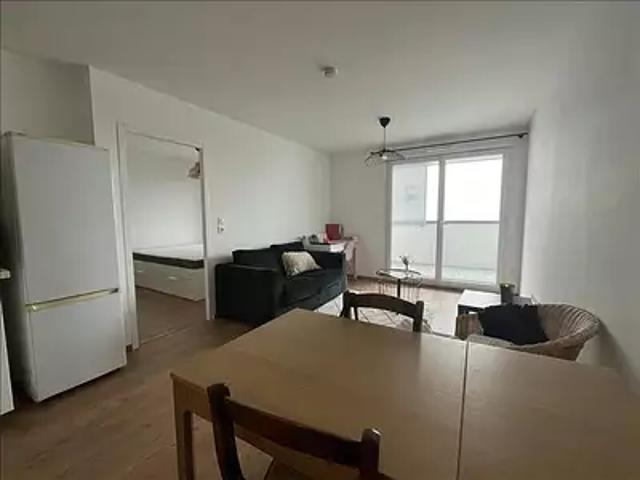 Nantes 44200 Location appartement 2 pièces t2 terrasse parking