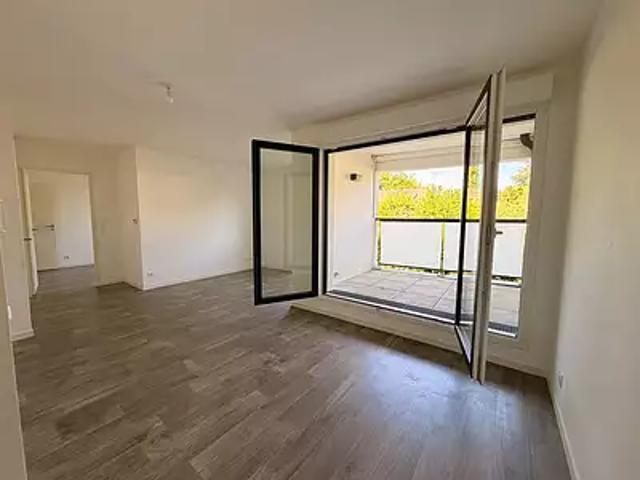 Nantes 44300 Achat / Vente appartement 2 pièces t2 parking