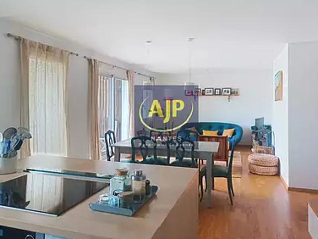 Nantes 44300 Achat / Vente appartement 5 pièces t5 parking