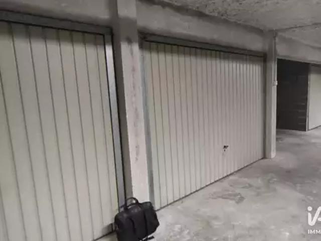Nantes 44300 Location parking